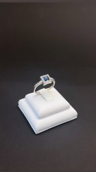 Anillo plata y zafiro